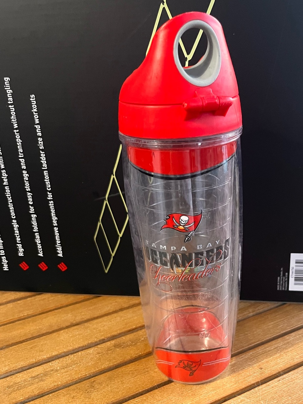 🌴 Tervis Tampa Bay Buccaneers Cheerleaders 24 oz Insulated Water Bottle